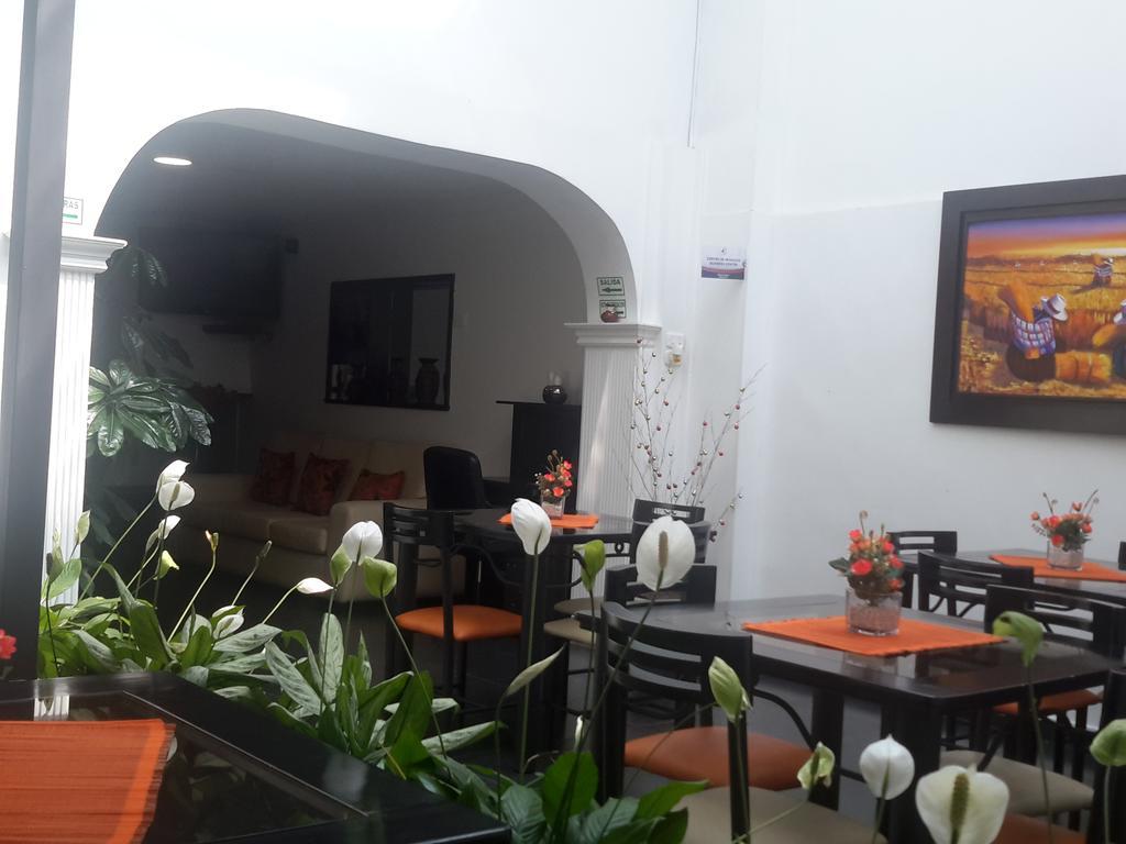 Hotel Central House A 5 Min De La Embajada Americana Bogotá Eksteriør bilde